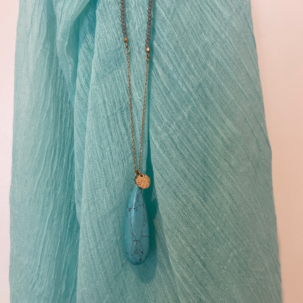 Turquoise teardrop pendant necklace